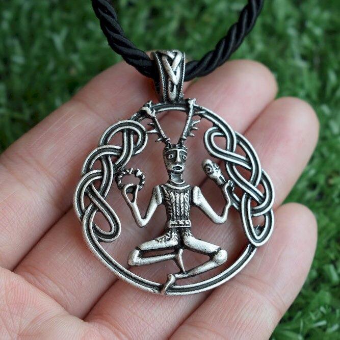 Pendentif : Cernunnos et serpents 6717-AW : Boutique ésotérique et magie naturelle pour Pendentif : Cernunnos et serpents 6717-AW : Boutique ésotérique et magie naturelle pour